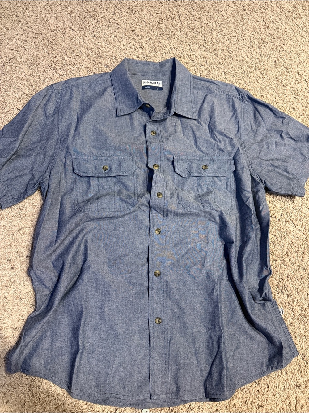 Magellan Outdoors Men's Chambray Blue Short-Sleeve Button-Down Shirt